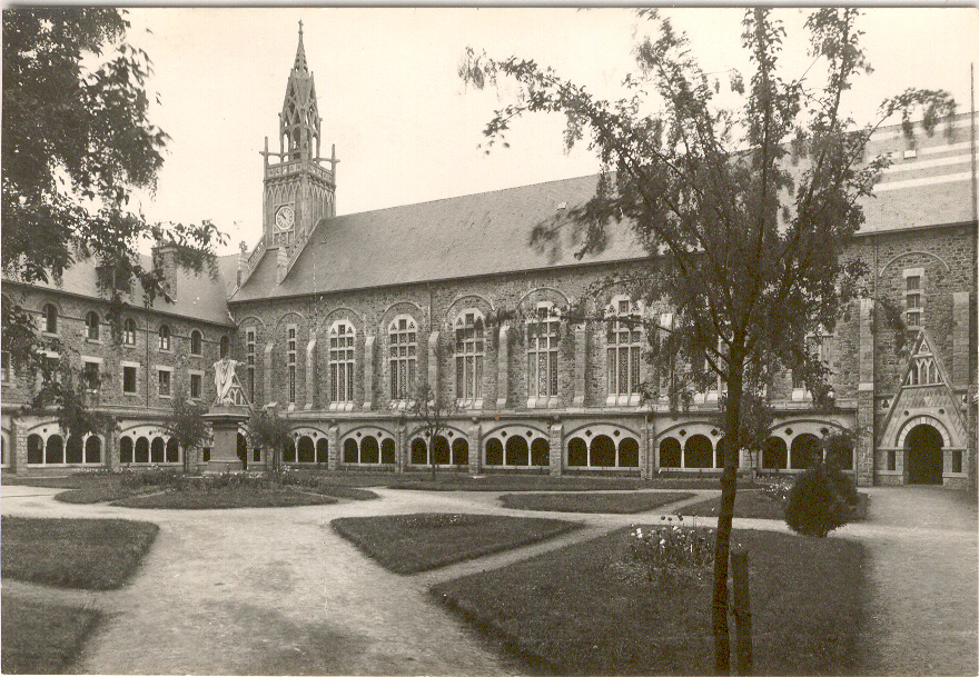 Archive de la Maison Saint-Yves