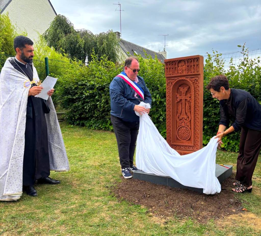 Khatchkar Maison Saint Yves