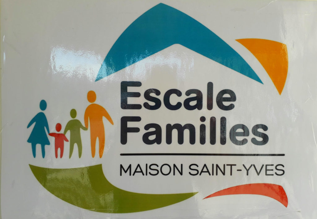 logo de l'escale familles