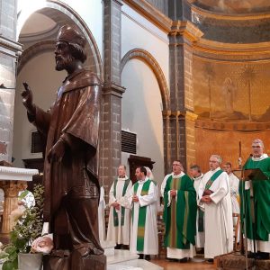 Messe d'accueil du père Pierrick Jegonday, curé de la paroisse Saint Brieuc