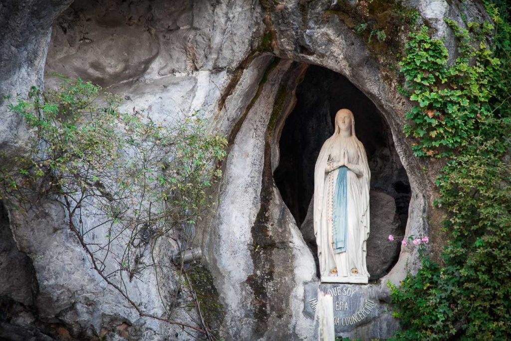 Grotte du sanctuaire de Lourdes