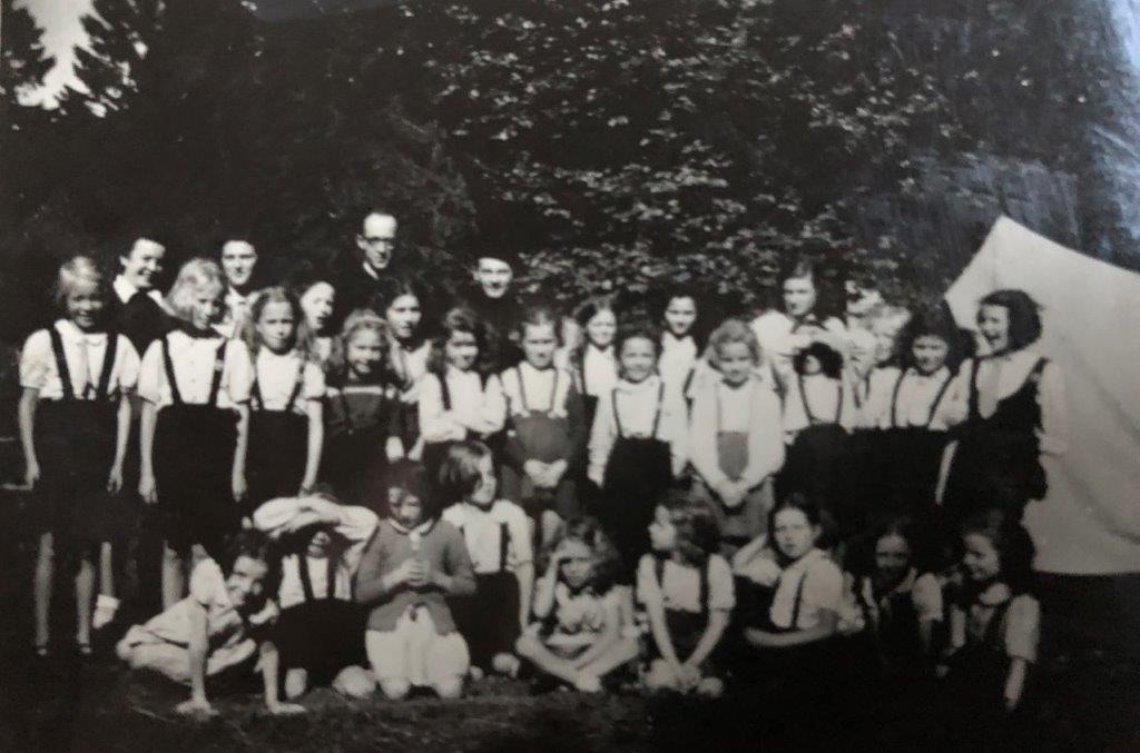 Scouts de Lamballe dans les années 1940