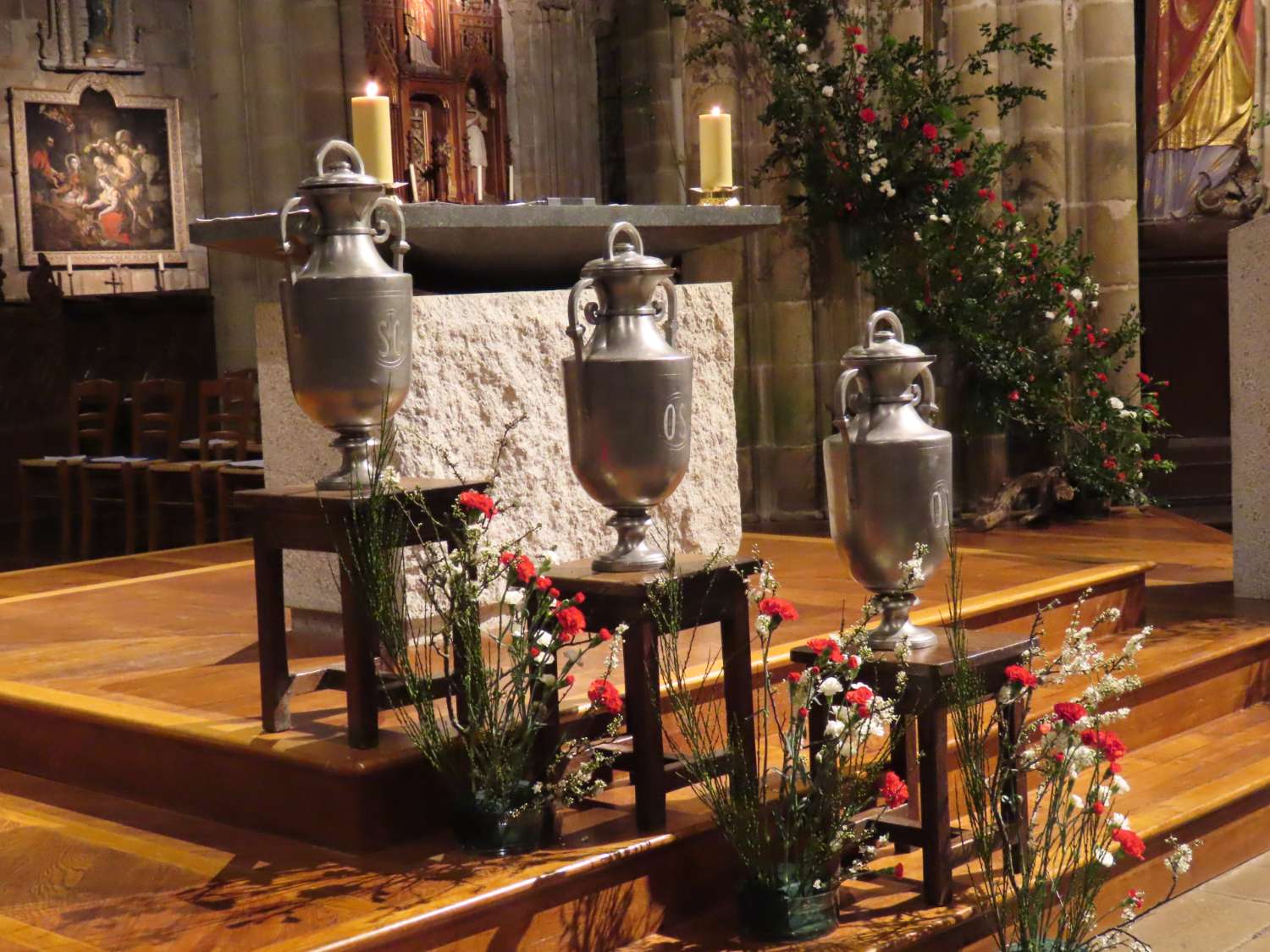 Messe chrismale 2024 en la cathédrale Saint-Tugdual de Tréguier