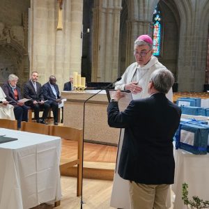 Clôture des enquêtes diocésaines sur les Epoux La Garaye